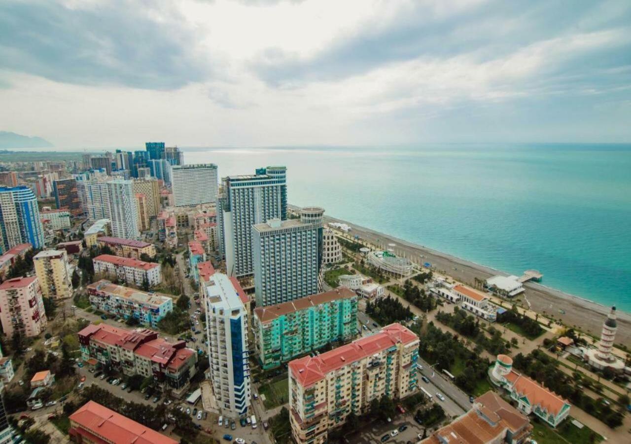Aparthotel Orbi City Sea View Batumi Exterior photo